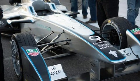 Pierwsze elektryczne bolidy Formuły E zostały przekazane zespołom