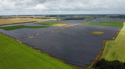 Pierwszy etap największej polskiej elektrowni fotowoltaicznej gotowy