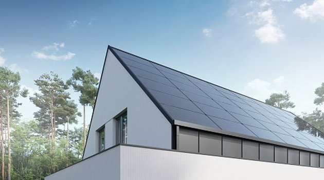 Nowe solarne dachy z Polski