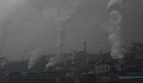 Chiny walczą z emisją CO2 za pomocą dronów