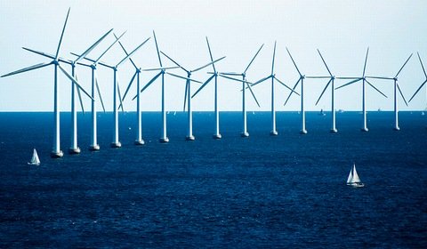 Bloomberg: w 2020 r. dopłat będzie potrzebować tylko morska energetyka wiatrowa