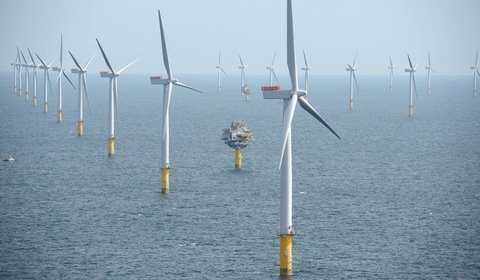 Jak rozwija się europejski rynek morskich elektrowni wiatrowych?