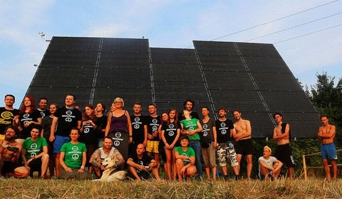 Greenpeace uruchomił na Przystanku Woodstock EkoWioskę zasilaną PV