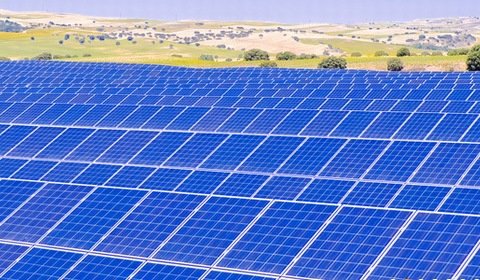 MAE: energetyka słoneczna zdominuje globalny miks energetyczny