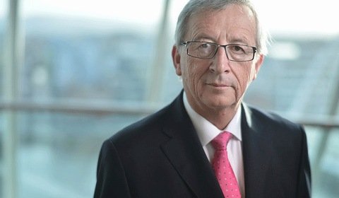 Branża fotowoltaiczna chwali wielki plan inwestycyjny Junckera