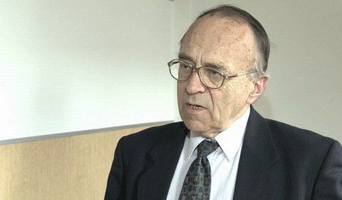 Prof. Strupczewski: rząd słusznie ogranicza rozwój OZE