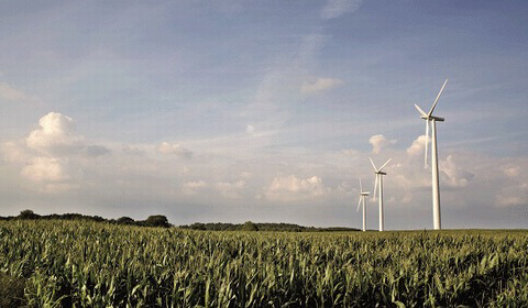 „Obecne przepisy dot. farm wiatrowych są bardzo precyzyjne” [wywiad]