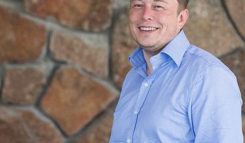 Elon Musk wprowadza na rynek moduły PV o rekordowej sprawności
