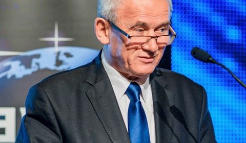 Minister Tchórzewski zapewnia: zmiany w ustawie o OZE będą proobywatelskie