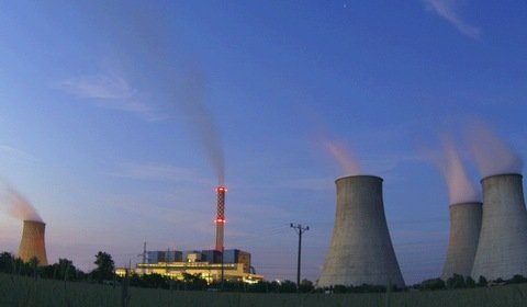 Bloomberg: polskie elektrownie pod presją tańszego importu czystej energii