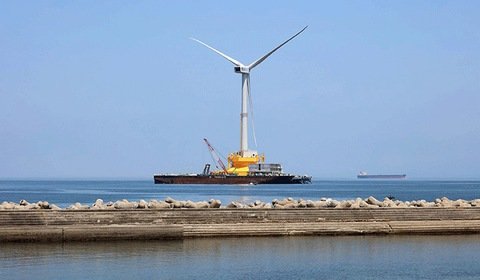 Japonia dołącza do wyścigu o rynek pływających farm wiatrowych