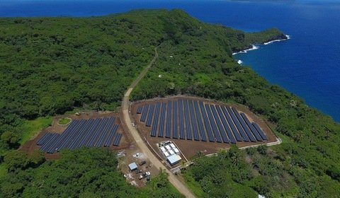 Wyspa na Pacyfiku niezależna energetycznie dzięki PV i magazynom energii
