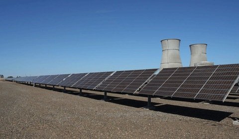 SPE: energia z przemysłowych farm PV tańsza od węgla, atomu i gazu