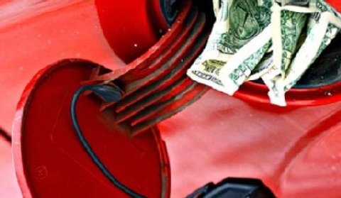 Ile oszczędza kierowca samochodu elektrycznego?