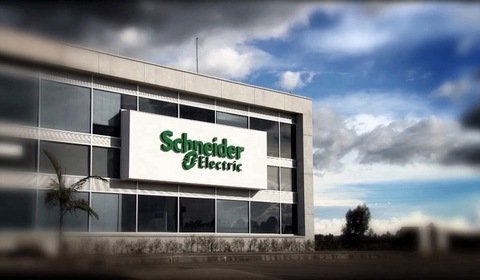 Schneider Electric przejdzie na 100 proc. zielonej energii