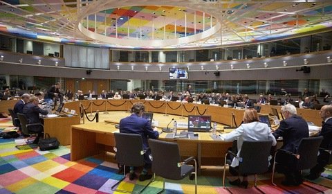Unijni ministrowie proponują stopniowe cele OZE dla krajów UE