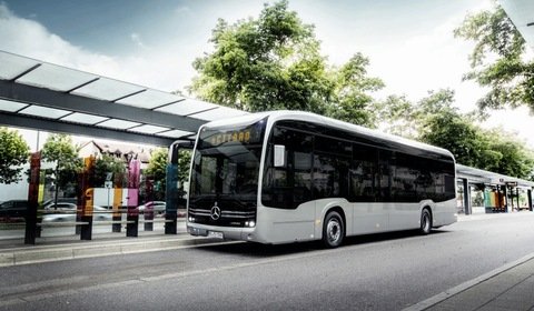 Mercedes wchodzi na rynek autobusów elektrycznych