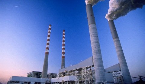 Prawa do emisji CO2 podbijają cenę energii