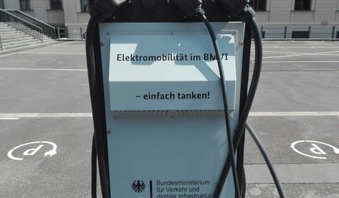 Niemcy mają problem z osiągnięciem miliona aut elektrycznych