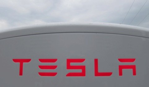 Tesla notuje rekordową produkcję