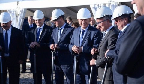 Minister uzasadnia Ostrołękę C.. solidarnością europejską