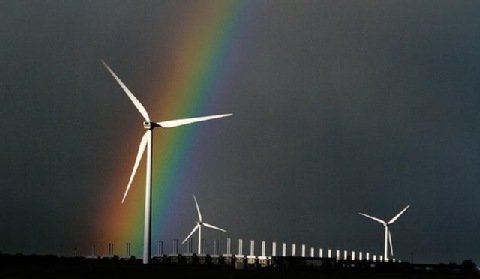 PwC: ustawa o OZE zablokuje rozwój energetyki wiatrowej