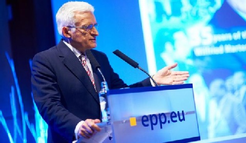 Jerzy Buzek: rozwijajmy mikroźródła OZE