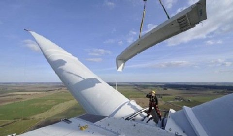 Rekordowy rozwój energetyki odnawialnej w Polsce w 2012 r.