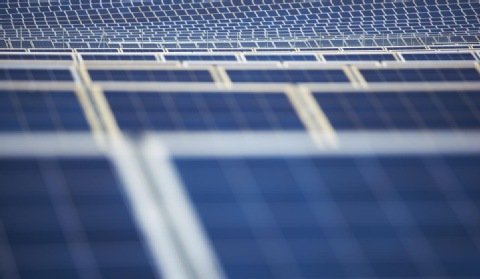EDF zbudował ogromną farmę solarną